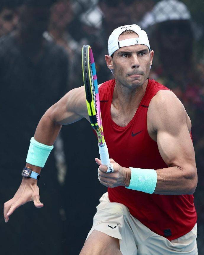  纳达尔迎来三赛季高光表现，法国队球迷沸腾！